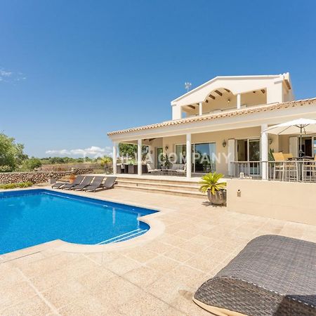 Villa Mala Bay 마혼 외부 사진