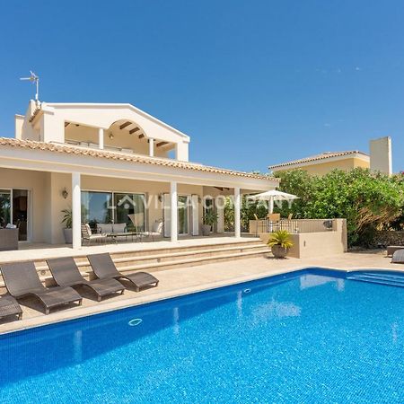 Villa Mala Bay 마혼 외부 사진