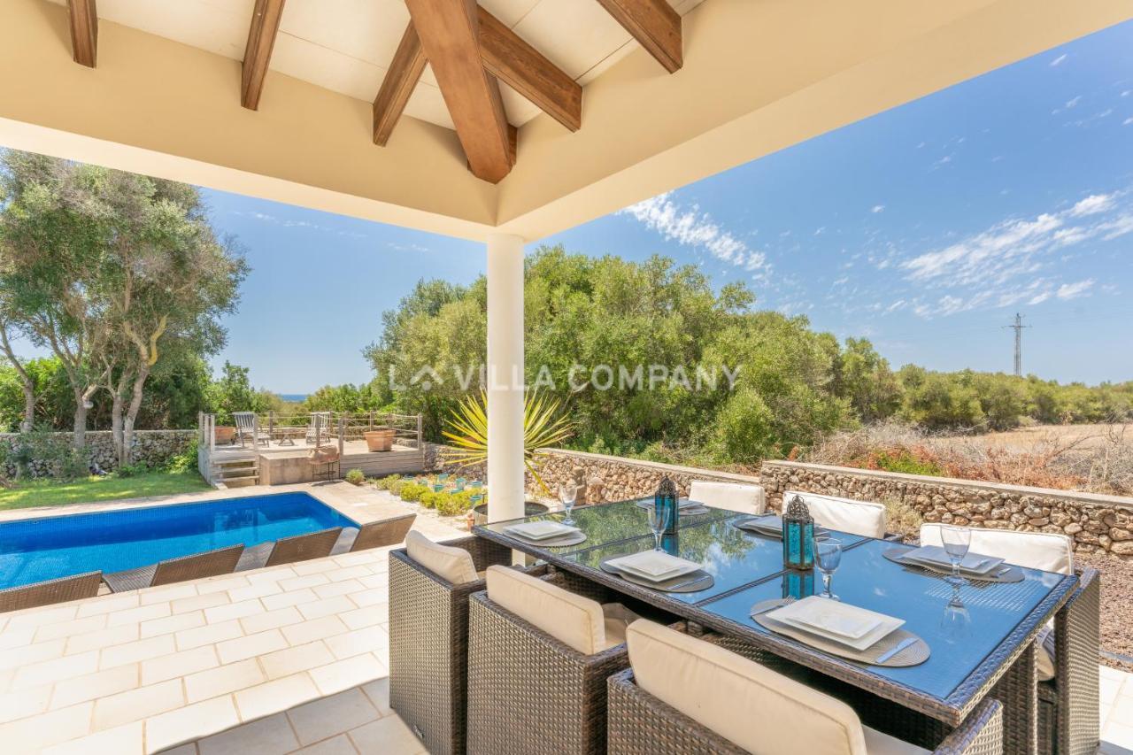 Villa Mala Bay 마혼 외부 사진