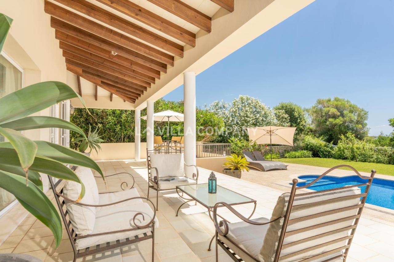 Villa Mala Bay 마혼 외부 사진