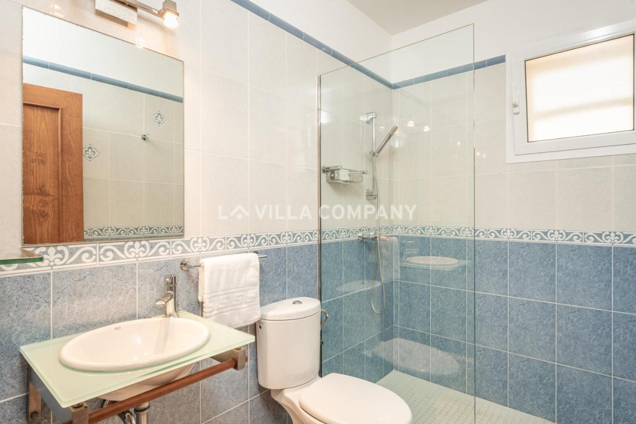 Villa Mala Bay 마혼 외부 사진